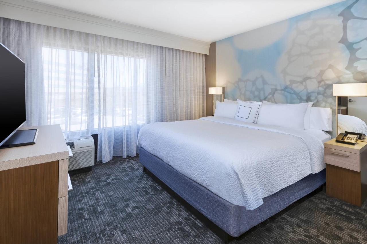 Courtyard By Marriott Secaucus Meadowlands Hotel Екстериор снимка