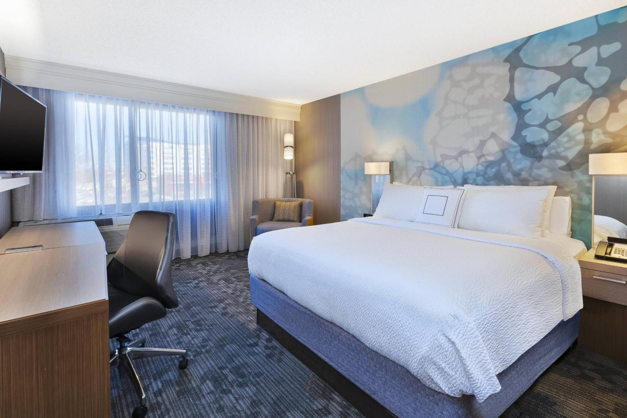 Courtyard By Marriott Secaucus Meadowlands Hotel Екстериор снимка